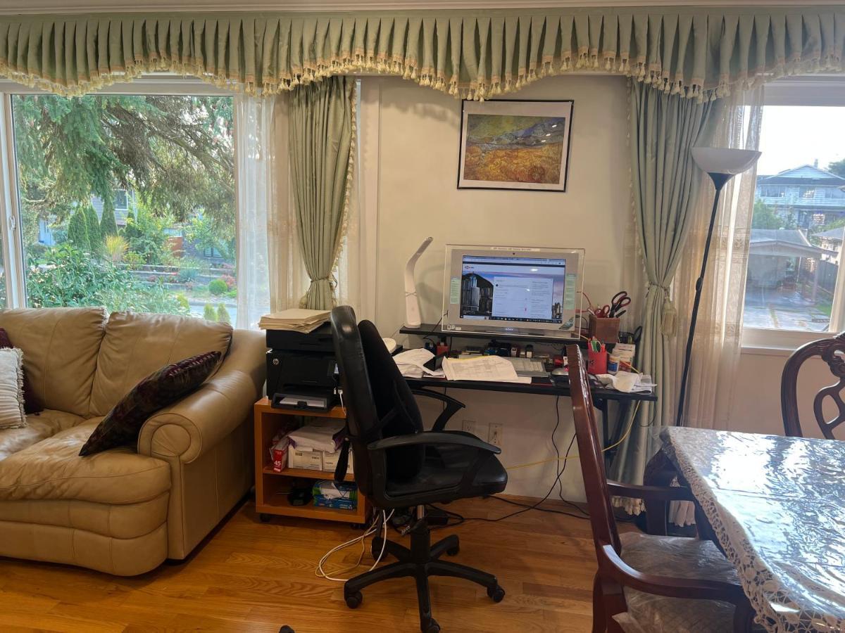 Quite House Near The Vancouver Airport Ричмънд Екстериор снимка